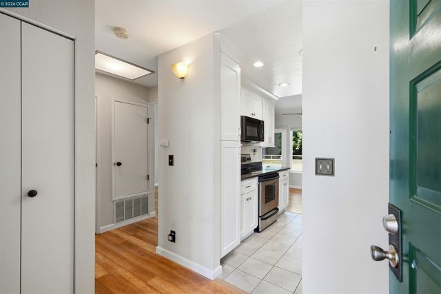 775 Center Ave, Martinez, CA 94553