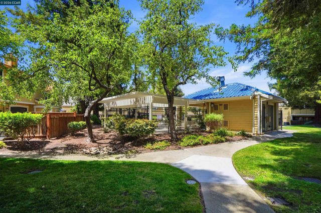 775 Center Ave, Martinez, CA 94553