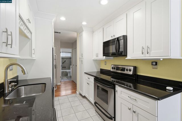 775 Center Ave, Martinez, CA 94553