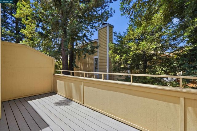 775 Center Ave, Martinez, CA 94553