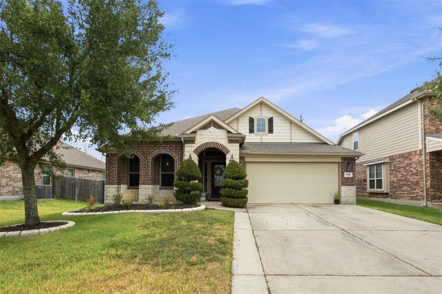 8218 Bay Run Avenue, Baytown, TX 77521