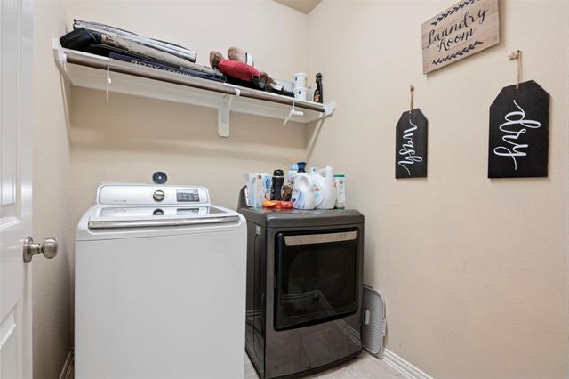 8218 Bay Run Avenue, Baytown, TX 77521