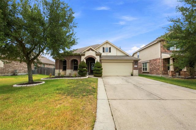 8218 Bay Run Avenue, Baytown, TX 77521