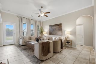 8218 Bay Run Avenue, Baytown, TX 77521