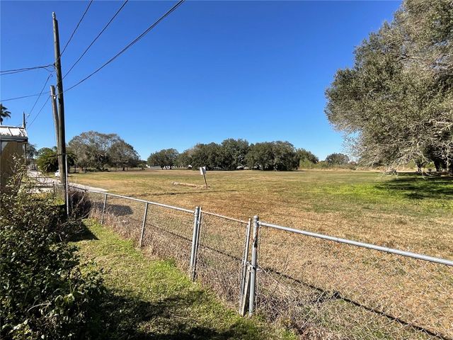 700 JERSEY COURT, Dundee, FL 33838