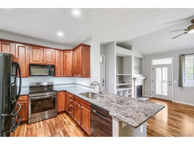 10341 W Girton Dr 202, Denver, CO 80227