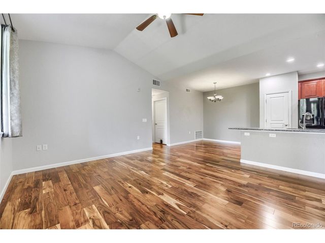 10341 W Girton Dr 202, Denver, CO 80227