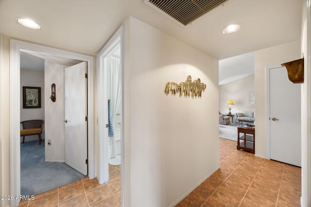 20606 N STONEGATE Drive, Sun City West, AZ 85375