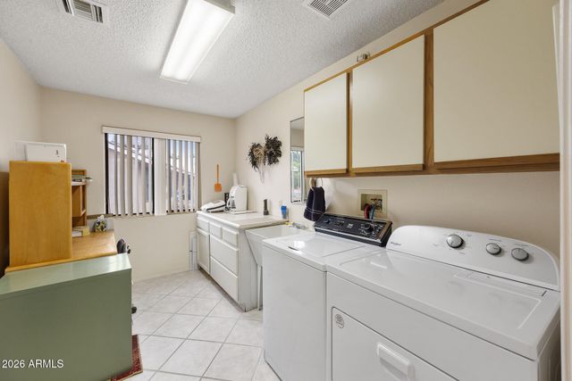 20606 N STONEGATE Drive, Sun City West, AZ 85375