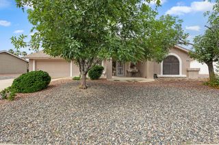 20606 N STONEGATE Drive, Sun City West, AZ 85375