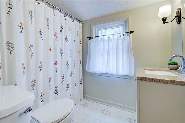 379 Brandon Road, Irondequoit, NY 14622