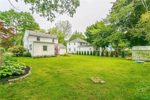 379 Brandon Road, Irondequoit, NY 14622