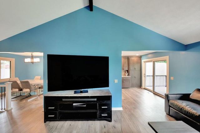 139 UPLAND Drive, Council Bluffs, IA 51503