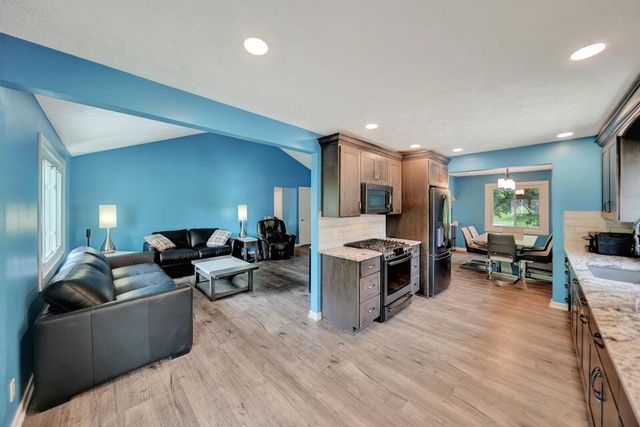 139 UPLAND Drive, Council Bluffs, IA 51503