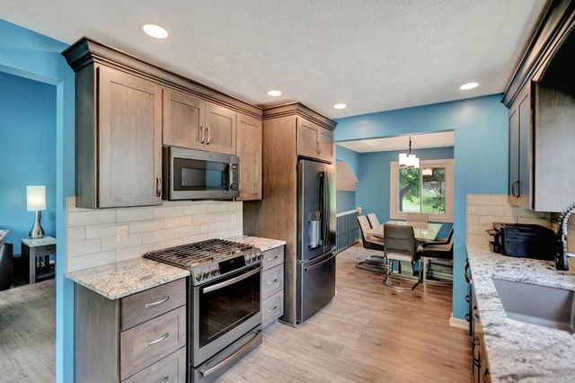 139 UPLAND Drive, Council Bluffs, IA 51503