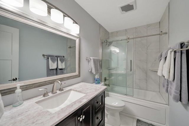 139 UPLAND Drive, Council Bluffs, IA 51503