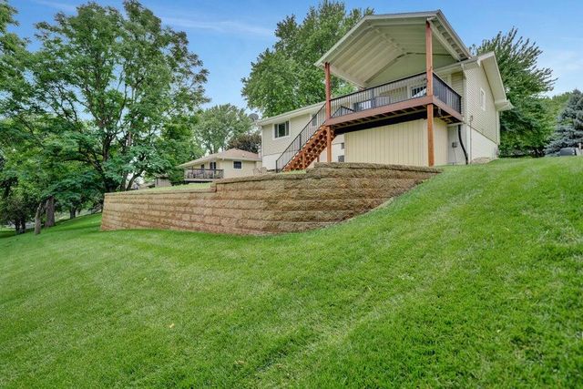 139 UPLAND Drive, Council Bluffs, IA 51503