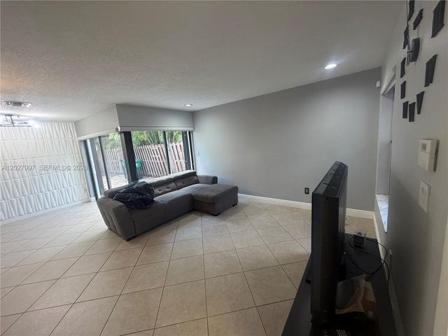 7105 SW 127th Court 7105, Miami, FL 33183