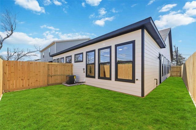 5423 Manton Street A-B, Houston, TX 77028