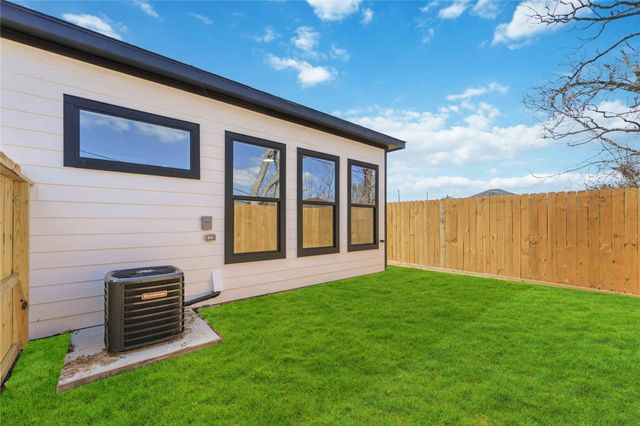 5423 Manton Street A-B, Houston, TX 77028