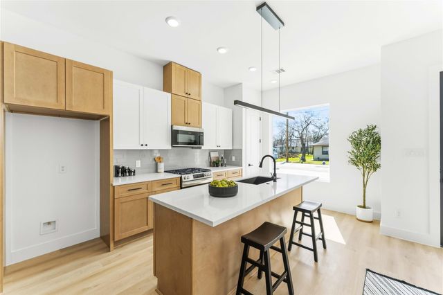 5423 Manton Street A-B, Houston, TX 77028