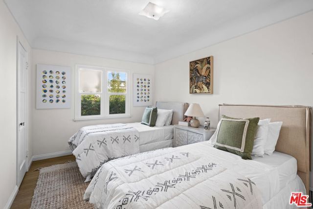 1518 S Durango Avenue, Los Angeles, CA 90035