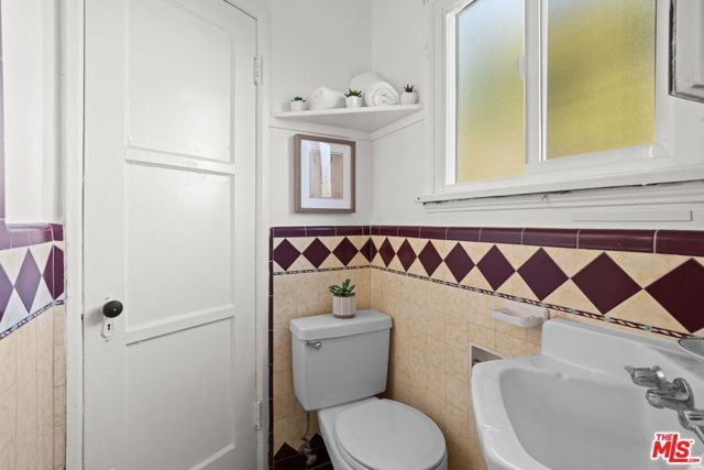 1518 S Durango Avenue, Los Angeles, CA 90035