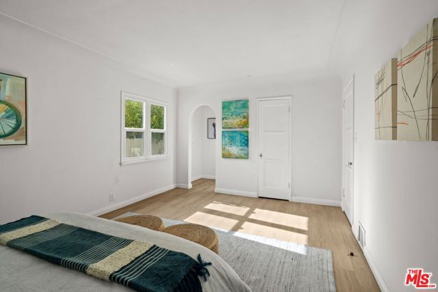 1518 S Durango Avenue, Los Angeles, CA 90035