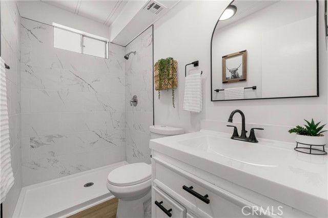 307 S Smith Avenue 5, Corona, CA 92882