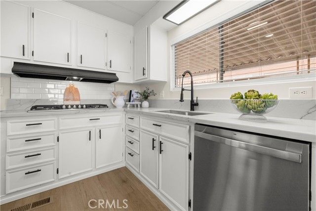 307 S Smith Avenue 5, Corona, CA 92882