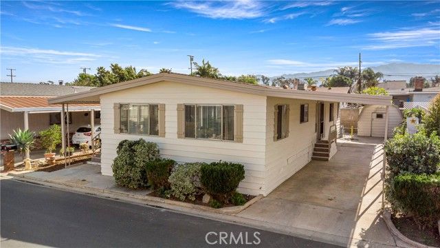 307 S Smith Avenue 5, Corona, CA 92882