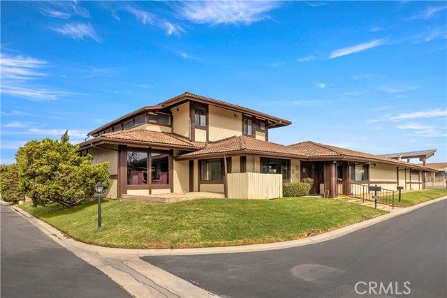 307 S Smith Avenue 5, Corona, CA 92882