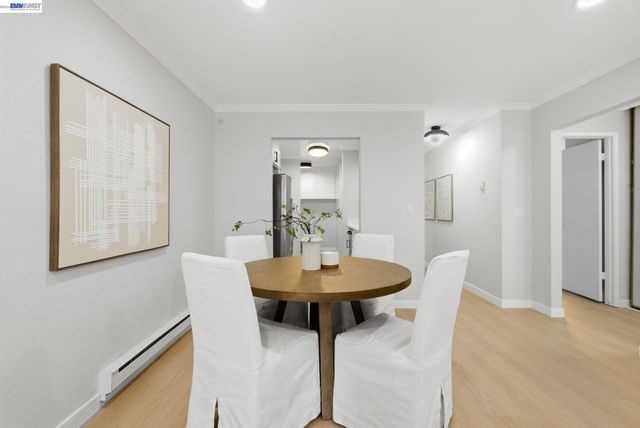 1644 Branham Ln B, San Jose, CA 95118