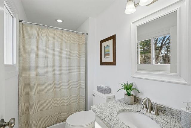 5 Victory Ln, Hopkinton, MA 01748