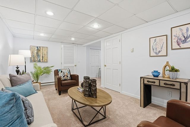 5 Victory Ln, Hopkinton, MA 01748