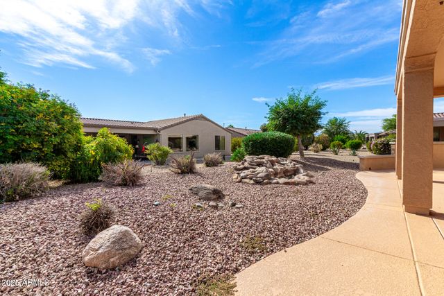 20693 N GLEN CANYON Drive, Surprise, AZ 85387