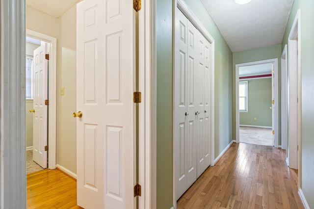 505 Woods Dr, Columbia, TN 38401