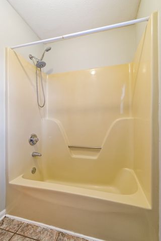 505 Woods Dr, Columbia, TN 38401