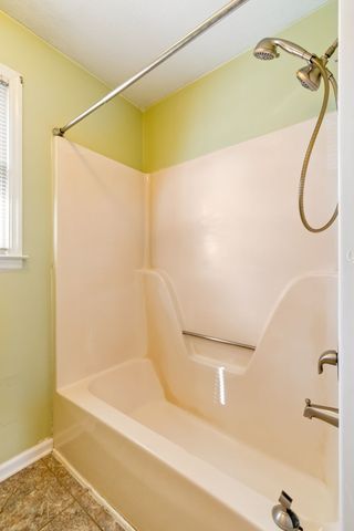 505 Woods Dr, Columbia, TN 38401