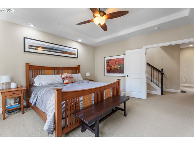 11428 Nw Chloe Ln, Portland, OR 97229