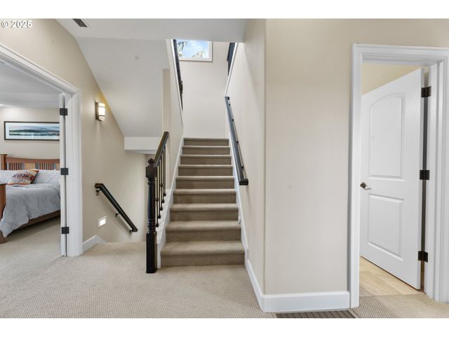 11428 Nw Chloe Ln, Portland, OR 97229