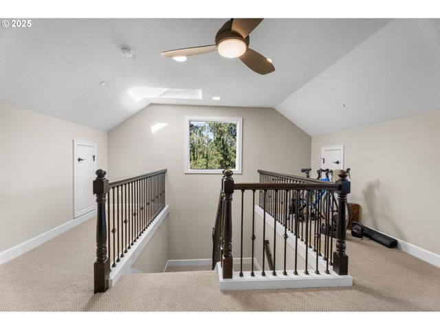 11428 Nw Chloe Ln, Portland, OR 97229