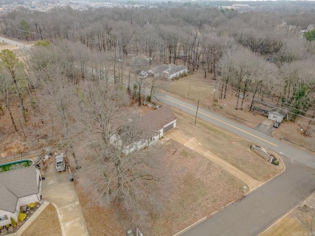 2204 Williamsburg Dr, Jonesboro, AR 72404