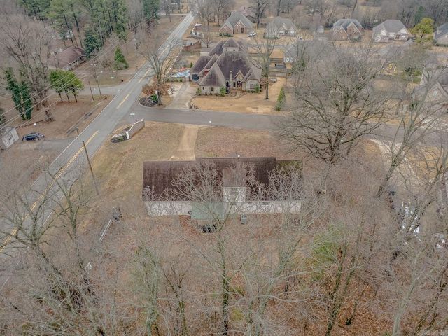 2204 Williamsburg Dr, Jonesboro, AR 72404