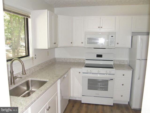23337 RED OAK CT, California, MD 20619