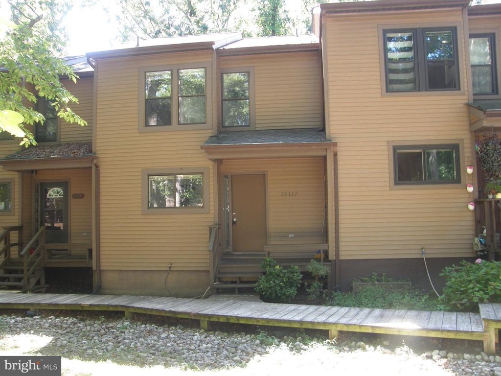 23337 RED OAK CT, California, MD 20619