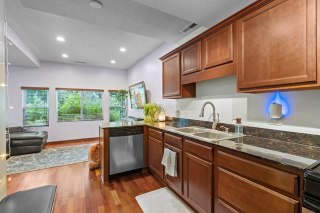 1776 Minnehaha Avenue W, Saint Paul, MN 55104