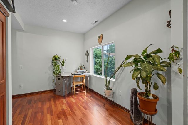 1776 Minnehaha Avenue W, Saint Paul, MN 55104