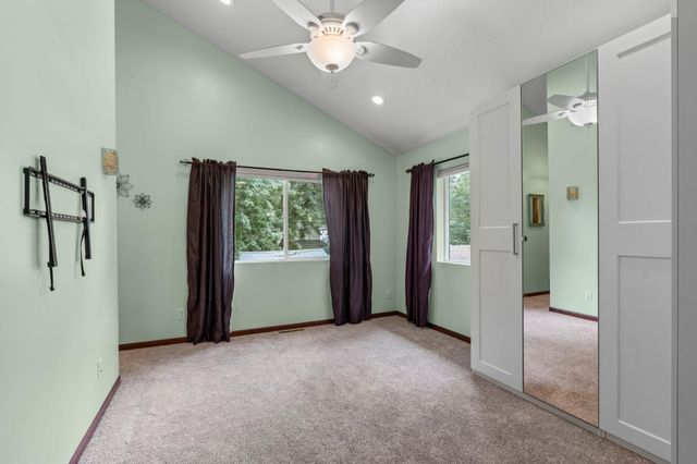 1776 Minnehaha Avenue W, Saint Paul, MN 55104