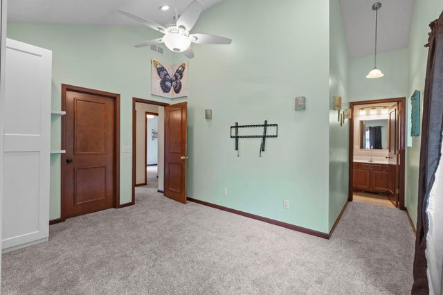 1776 Minnehaha Avenue W, Saint Paul, MN 55104